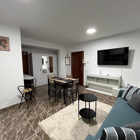 Апартаменты Apartamento Mercurio- Barajas 1B Мадрид Экстерьер фото